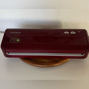 Foodsaver FM2053 035 Vacuum Sealing Preservation Food Space Saving Machine Red